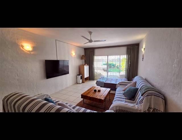 3 BEDROOM APARTMENT FOR SALE IN SHAKA'S ROCK